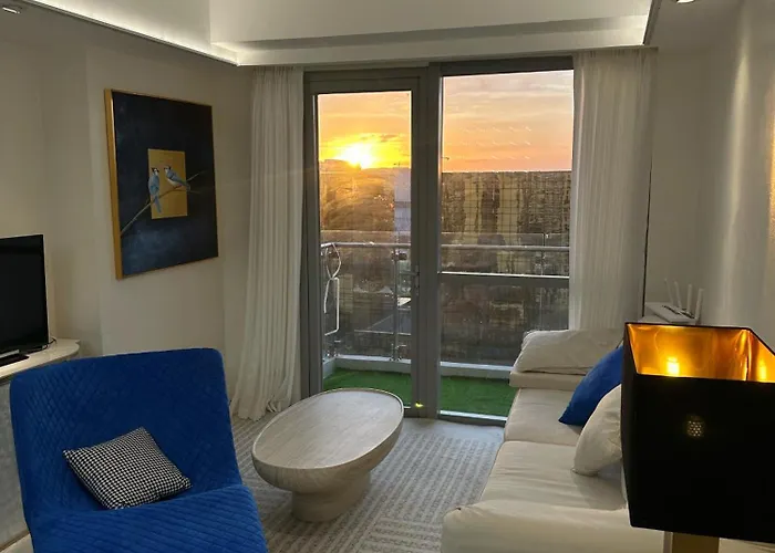 Apartment Modern Boutique Spacious Near Airport Okada Solaire Moa Manila