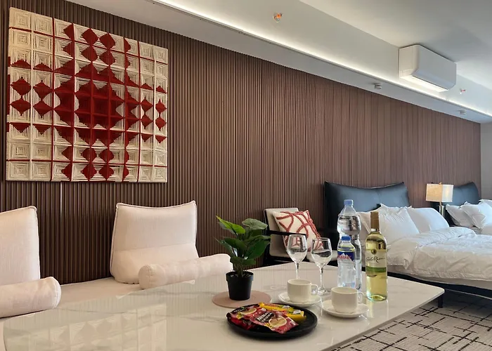 Modern Boutique Spacious Near Airport Okada Solaire Moa Apartment Manila